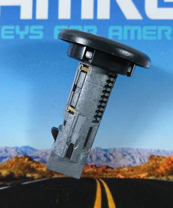 24C070